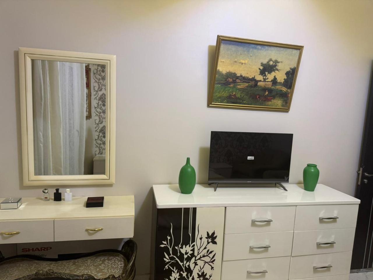 Apartment 15 Bustan Down Town *