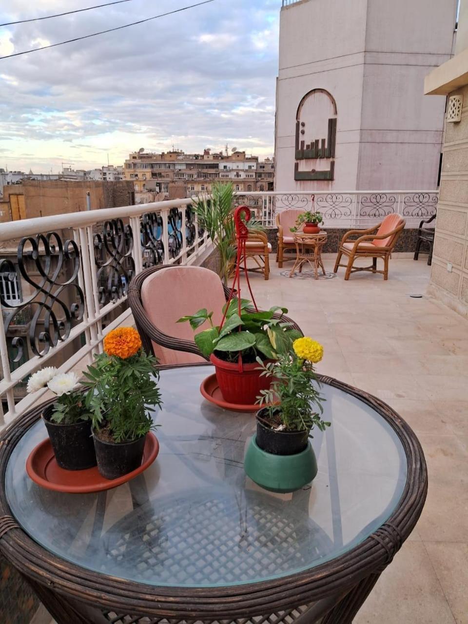 15 Bustan Down Town Apartment *