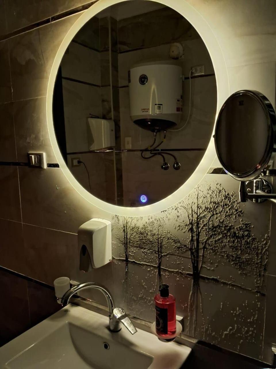 Apartment 15 Bustan Down Town *