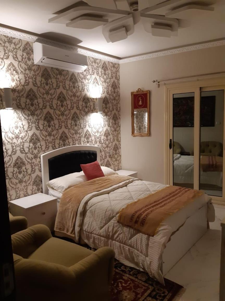 Apartment 15 Bustan Down Town