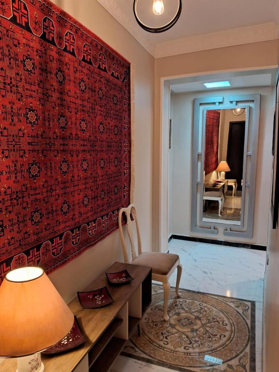 15 Bustan Down Town Apartment