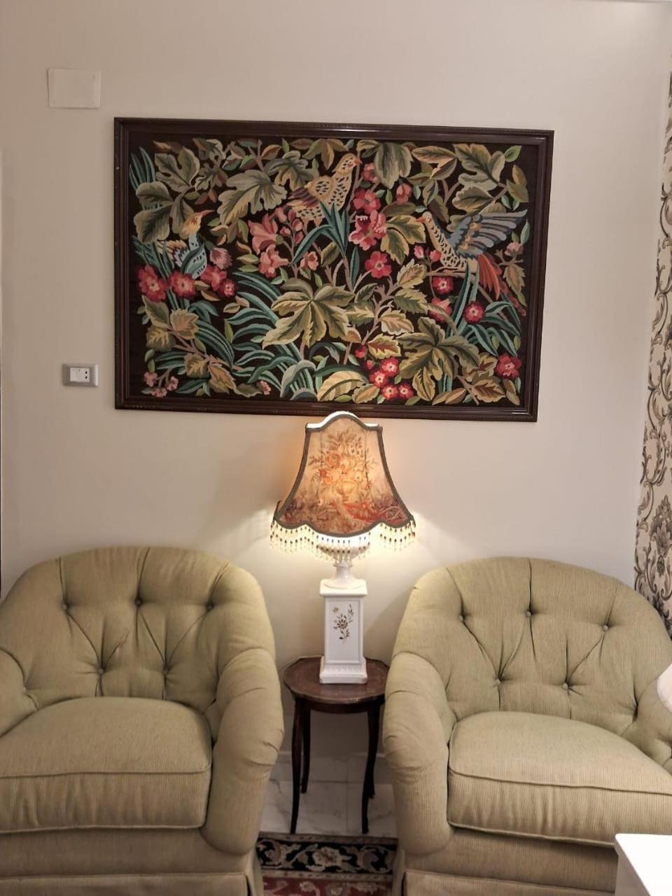 15 Bustan Down Town Apartment *